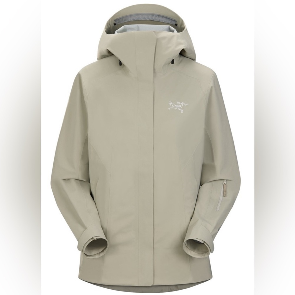 Arc’teryx Andessa shell jacket